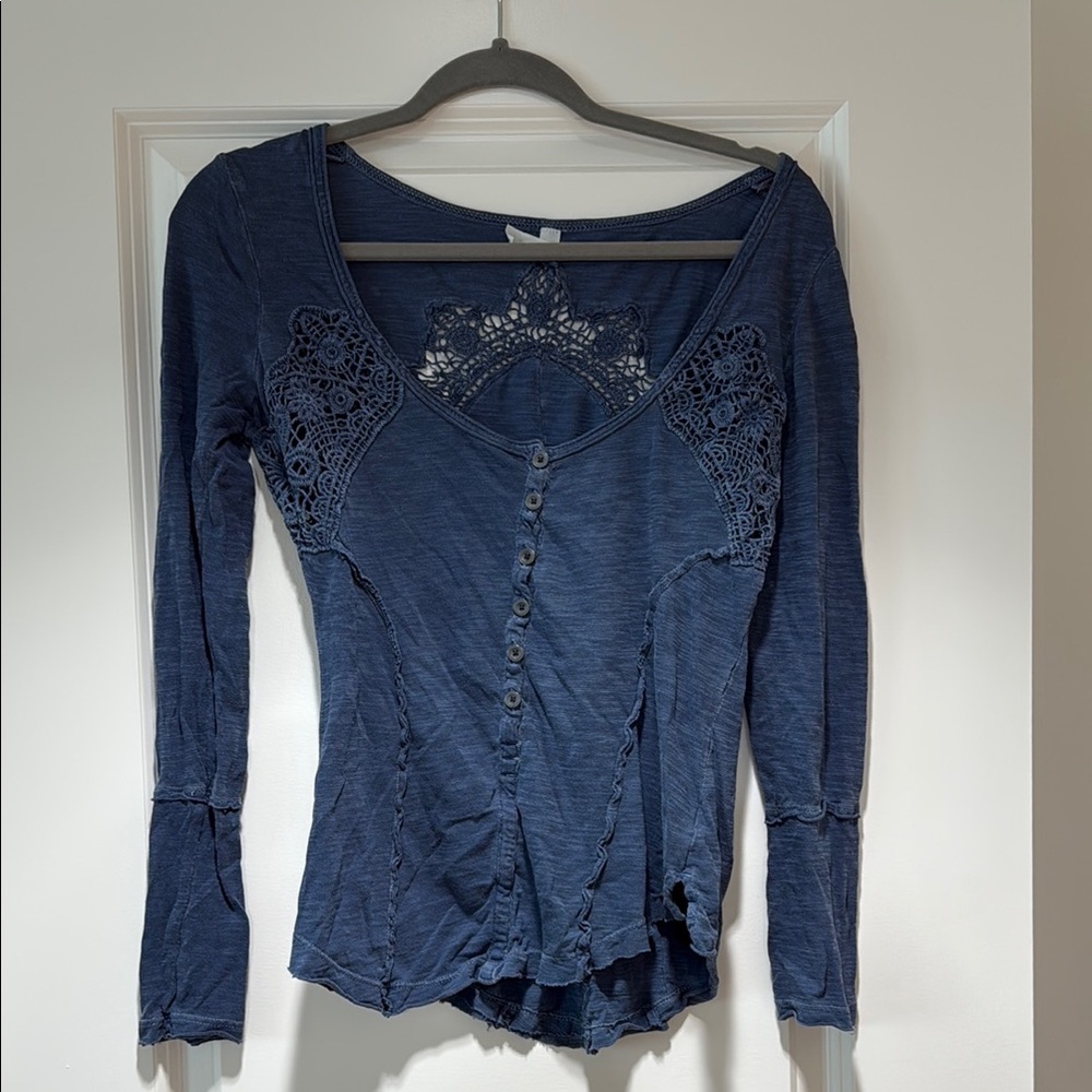 Women's Blue Lace Detail Top